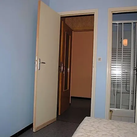 Hotel Le Logis Charmes-sur-Rhone